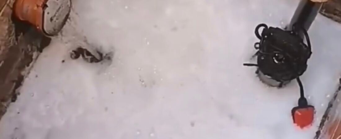 تسليك مجاري الشعب – 99180805